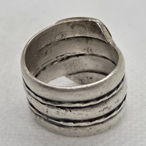 Sterling Silver 925 with Gold 18k Accent Ring Size 6.5 - Picture 4 of 6